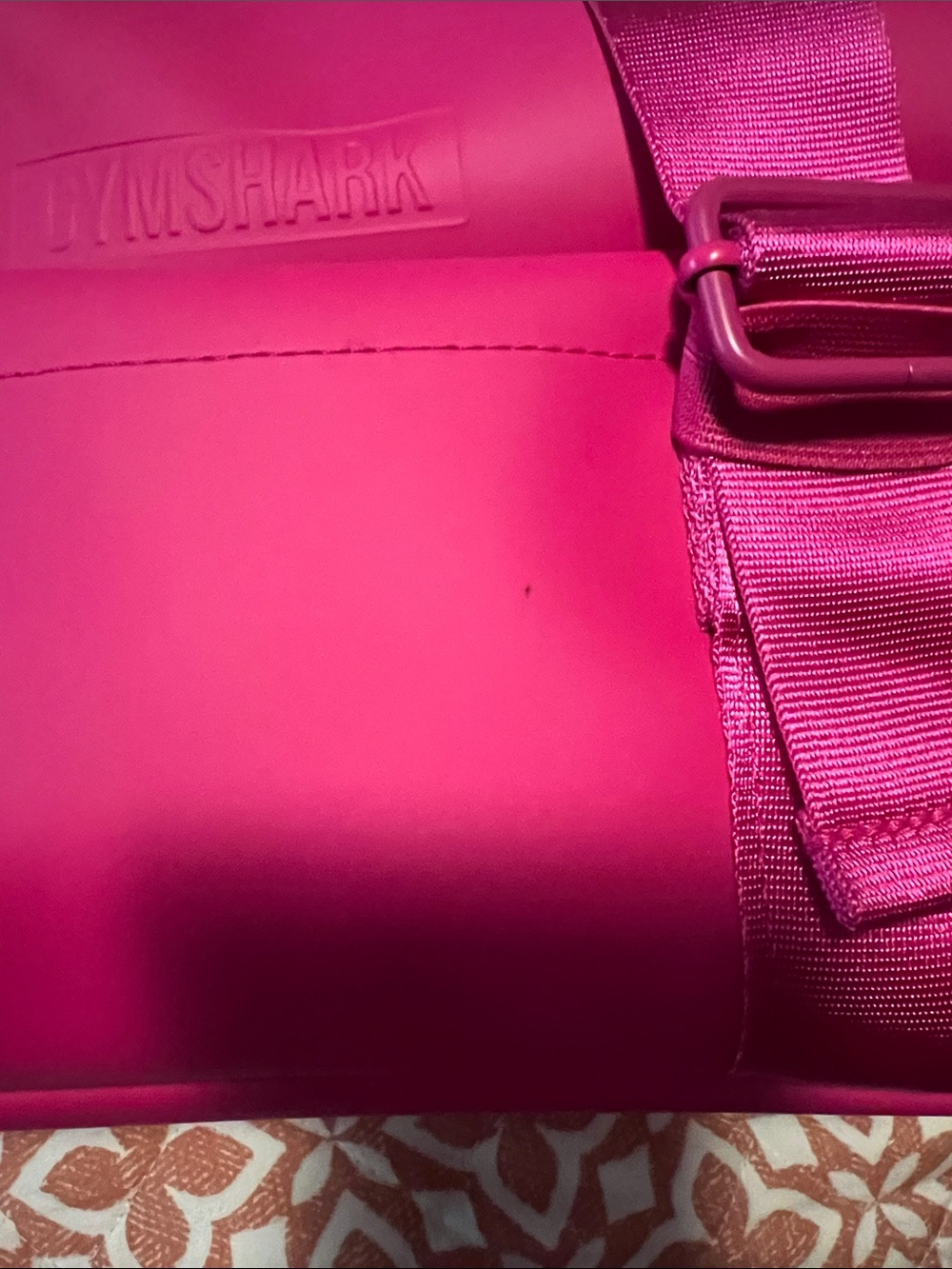 GYMSHARK EVERYDAY MINI HOLDALL - Picture 4 of 6